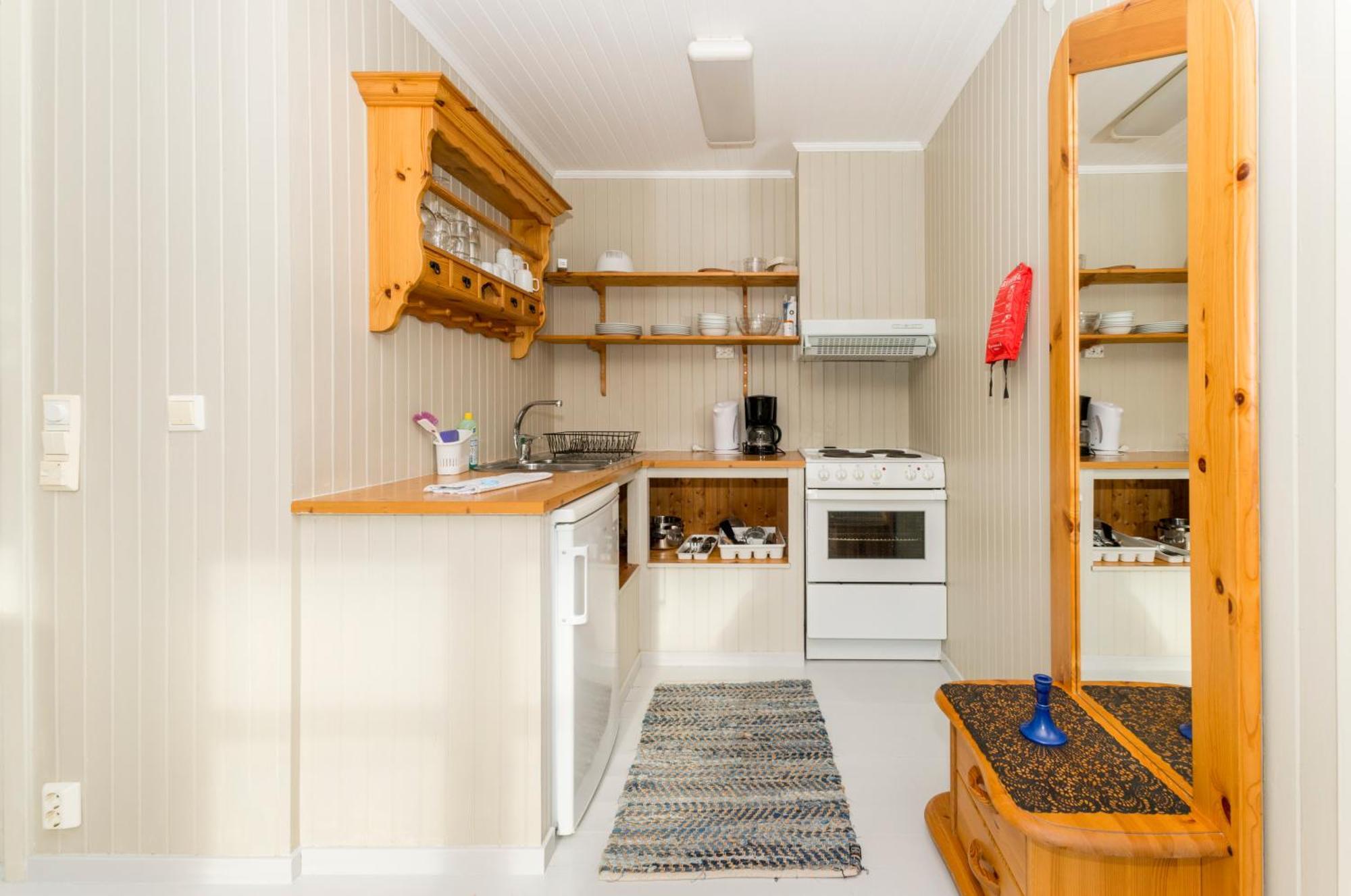 Tyskhella Rorbuer Apartman Kabelvåg Kültér fotó